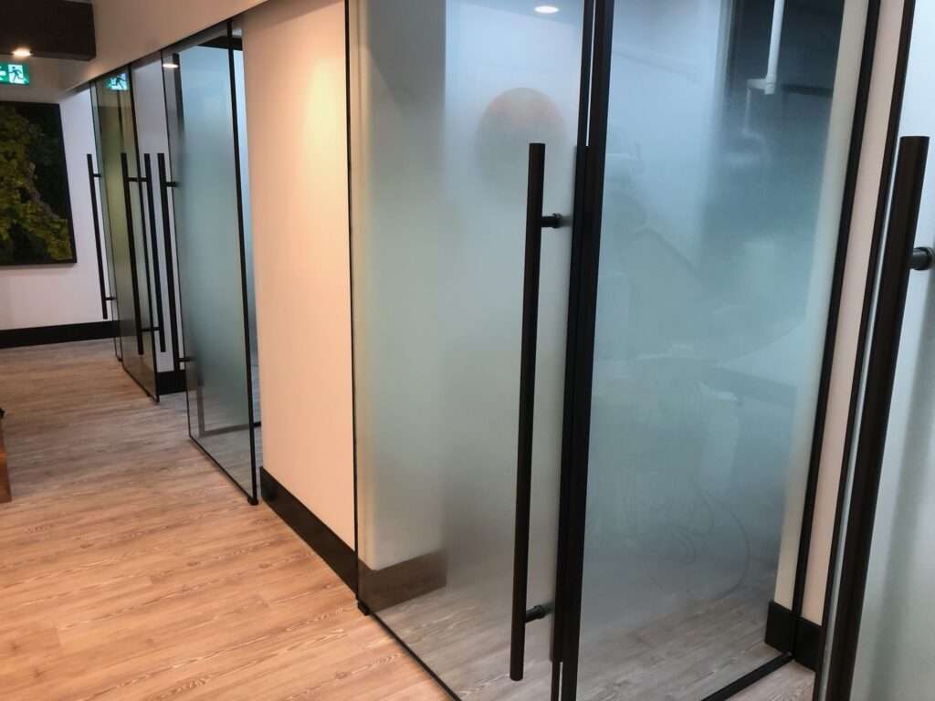 window frosting graphics selkirk dental frosting 73